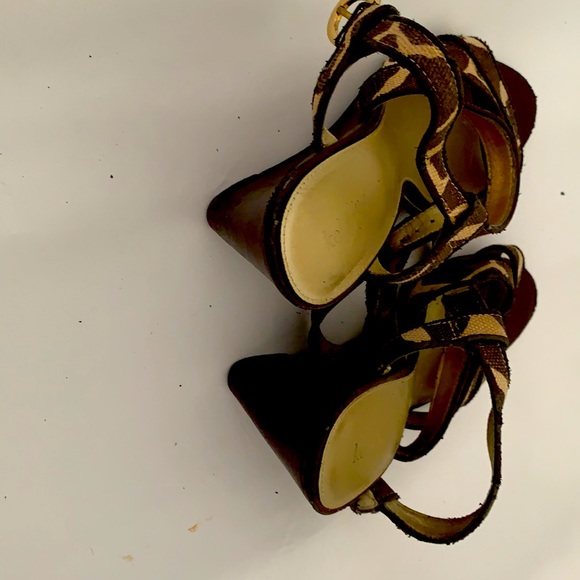 Brown Kelly and Katie heels - Picture 17 of 17